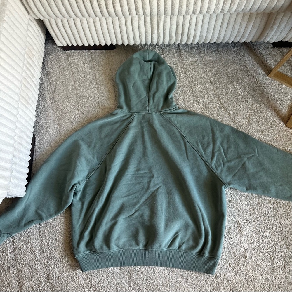 Pacsun Women’s Solid Green Oversized Hoodie - Picture 5 of 5